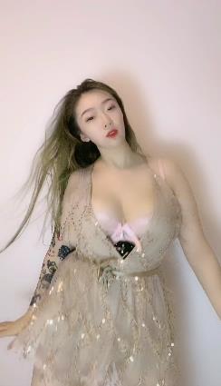 快手高质量女神《欣妹》定制热舞