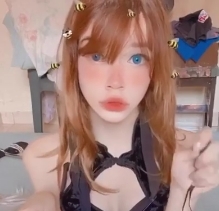 秀人网妹子《Meiadinha》cos小猫咪，露脸有尺度私拍