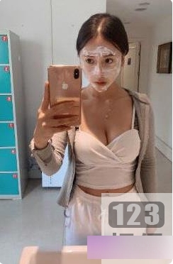 超高颜值身材的快手于欣柔热爱生活（你的女友安小希）