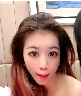 完美粉嫩双女玩弄道具的大哥