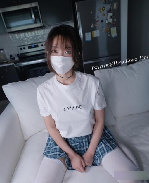 Twitter人气顶流内地苍老师玩偶姐姐最新私拍尺度合集