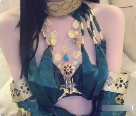 女神安安老师的迦南Cosplay服装-橘红色