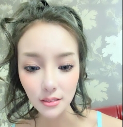 精选女神的高颜值和魔鬼身材