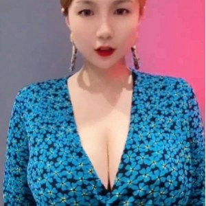 《性感小野猫快手依依sir8V143mb，百度盘独家放送，让你心动不已！》