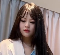 坚硬棒子解决呆萌医生的紧致粉嫩某处服务