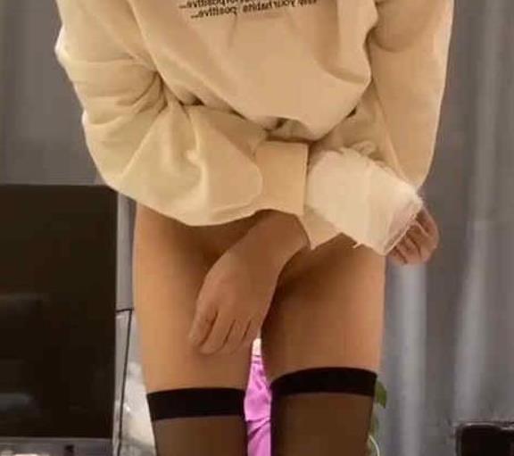 丝足小语黑丝光“阴”女神足系列