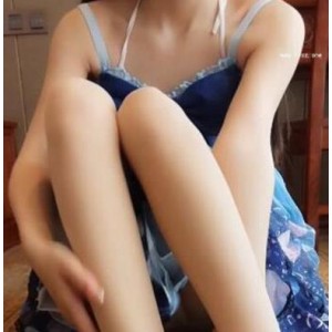 清纯飞机场模特的小兔软糖碎花裙合集