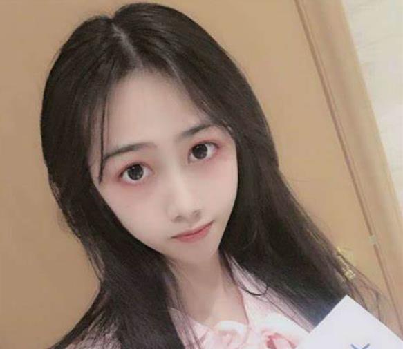 超人气清纯学生风美女主播江可爱紫薇噼里啪啦视频绝版散播合集