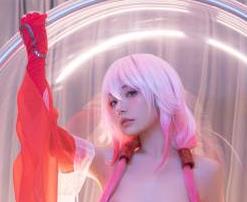 网红少女喵小吉的高颜值罪恶王冠