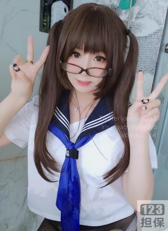 微博上的妹子分享了她的摇摇乐体验：蓝JK