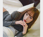 盘丝网：两位顶级模特的超有尺度拍摄花絮