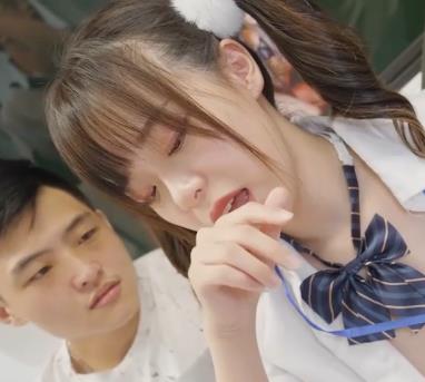 地铁乘务员弯弯:压力排解续集M传媒出品,时长31分钟