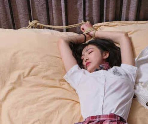 一米八女神大梨子捆绑债务偿还精彩佳作