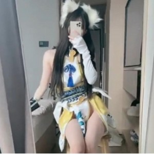 推特超嫩网红女神-anbaby，收费私拍[58v-801m]