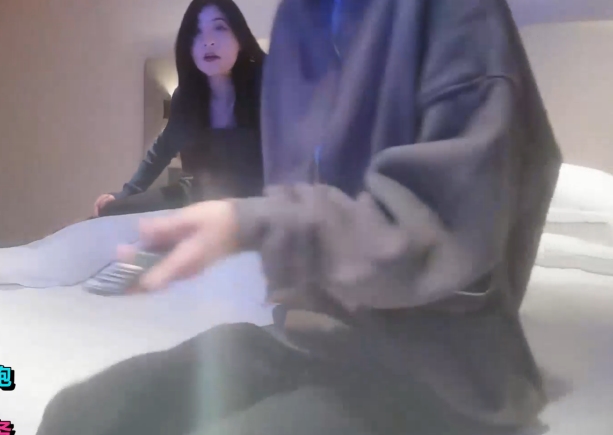 1.高颜值好身材，被大佬输出弄瘫在床的神奇产品2.让你高颜值好身材，让大佬输出弄瘫在床的超级商品3.大佬都惊呆了！高颜值好身材，输出弄瘫在床必备的商品