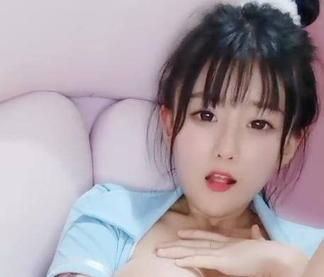 软妹子主播一线天车头灯直播合集15V5.9G资源