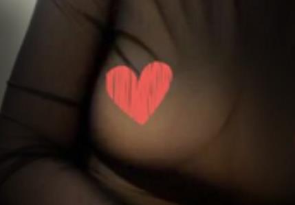 Kyara高端女模特转战图贴，S级别魅力自拍3.2G视频