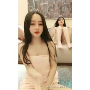 精选主播小热巴与闺蜜互动合集，作者自拍完整版，全网爆火，下载观看！