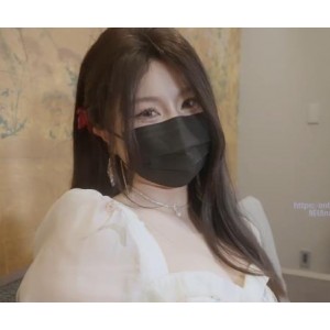 精选蜜汁尤物娜娜nana_taipei新作：女友J换自拍时长45分Q弹小馒头特写