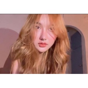 网红女神OnlyFans视频曝光，完美身材男友C让人神魂颠倒