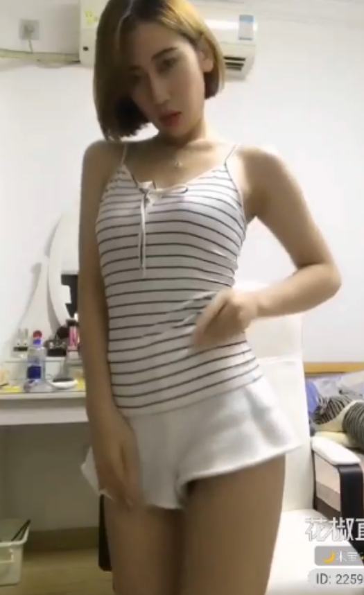 花椒热舞主播合集：猴塞雷、弗林yuki、冰妃15个视频