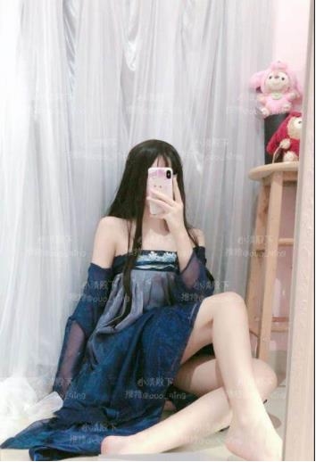 小清：虎牙新晋女神，高颜值高质量视频合集《优质浮力姬》