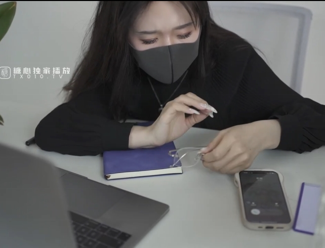 桥本香菜黑丝助理1v+607百度盘