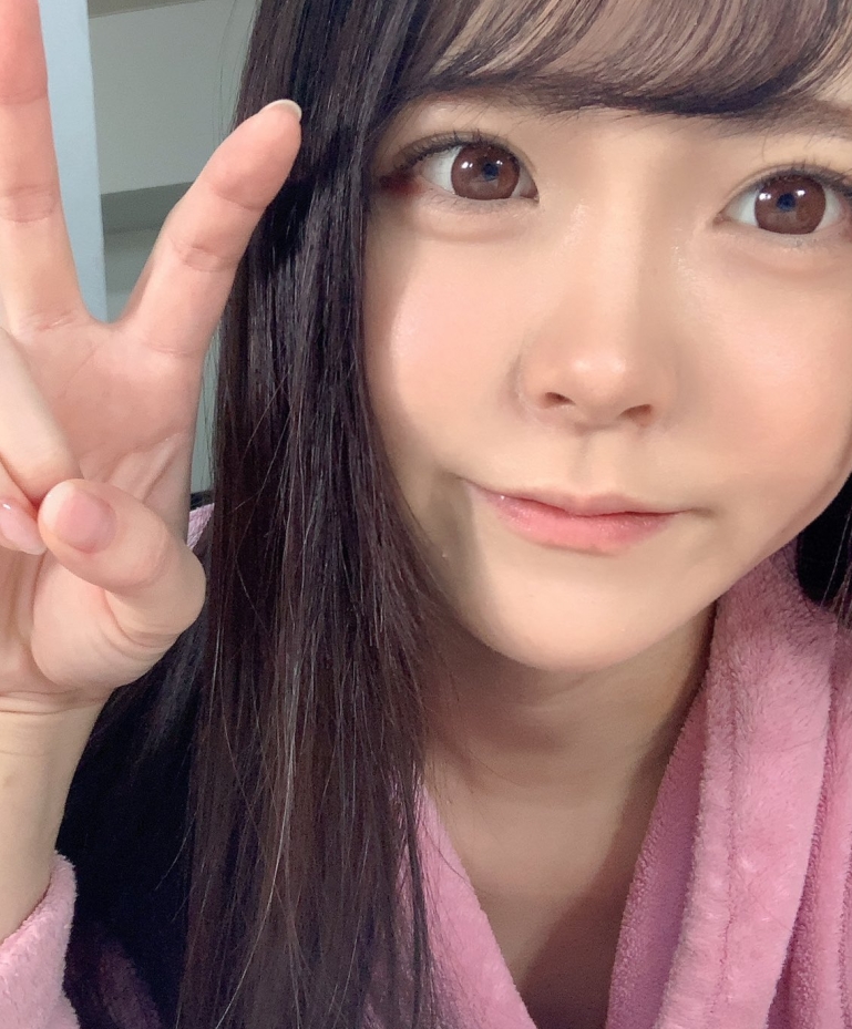 可爱脸蛋骚气女星皆瀬あかり，7部36.42G高画质视频打包