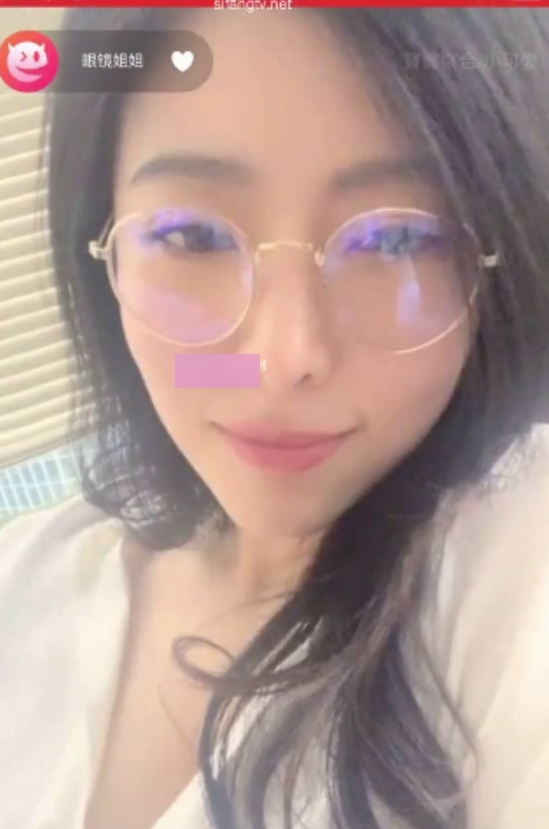 “风韵独特,眼镜姐姐22v9.2g视频精彩表演,百度搜索下载,收藏诱惑55次!”