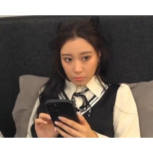 糖心una尤奈最新两部作品精选嫂子按摩，时长23分钟34分钟完美女神L出镜观看