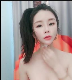 瑜伽女神艾老师性感舞蹈视频，时长3:50分，大小1V-2.7G自拍出品