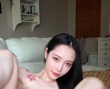 孙禾颐最新自拍作品17V，1.4G，福利姬精品社保推荐！