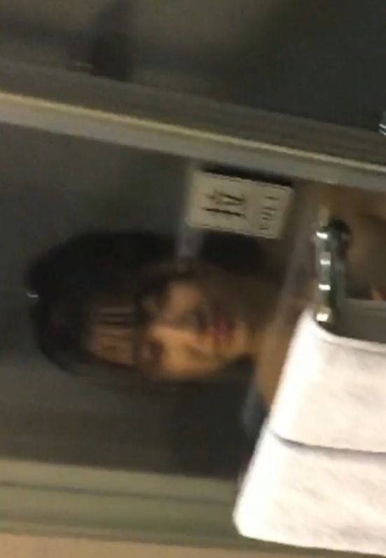 华工大学漂亮妹子钟慧私密视频曝光，BT传播，大小1010MB