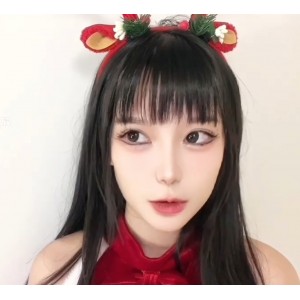 欲梦圣诞特辑：火辣美少女足艺指教，窒息寸止释放视频1个，大小600M