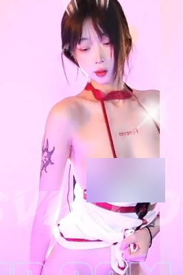 CC樱奈数千元定制紧身衣抖腿动作：节奏、动作、尺度到顶、技术、节奏、转身、心跳加速，满足您的高兴感！