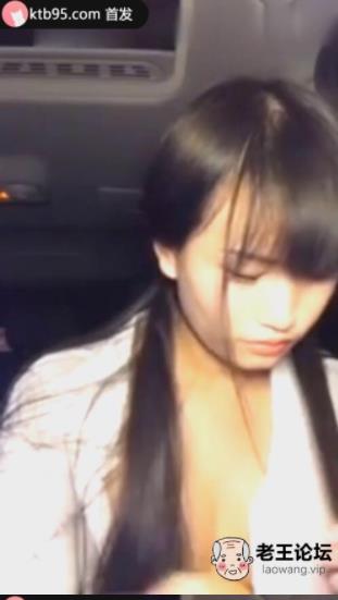 三甲女护士双马尾户外合集：782M视频，护士小姐姐与男友的浪漫故事