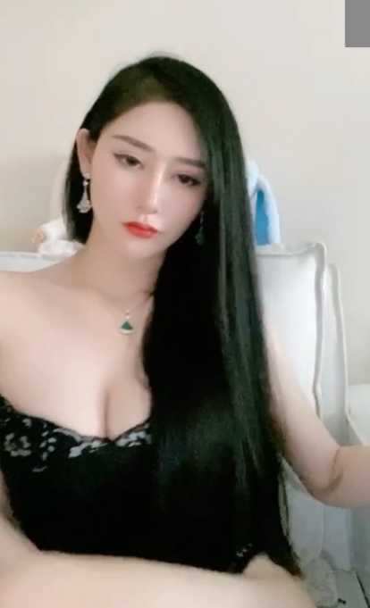 网红美女赛琳娜一对一视频35集2.13G，解压教程详细分享