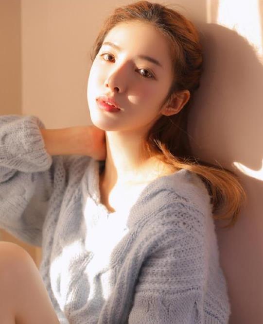 露西宝贝VIP资源合集：御姐妹子颜值诱惑力全开，4.9G冲锋视频大片！