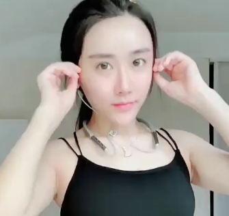 百度云魅力四送：乖乖女宝児、宅女轩轩、睿宝大pp诱惑48v/4.54G