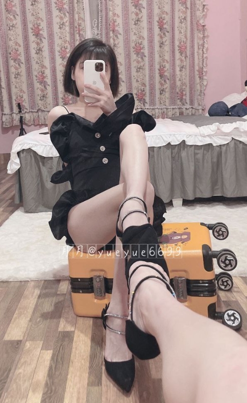 11v3g反差婊yueyue6699，百度ED2K收藏，神秘身份揭秘