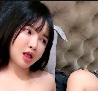 童颜女神幼猫特写视频1小时23分，超顶颜值身材一级棒，棒棒糖S货大胃王粉丝必看