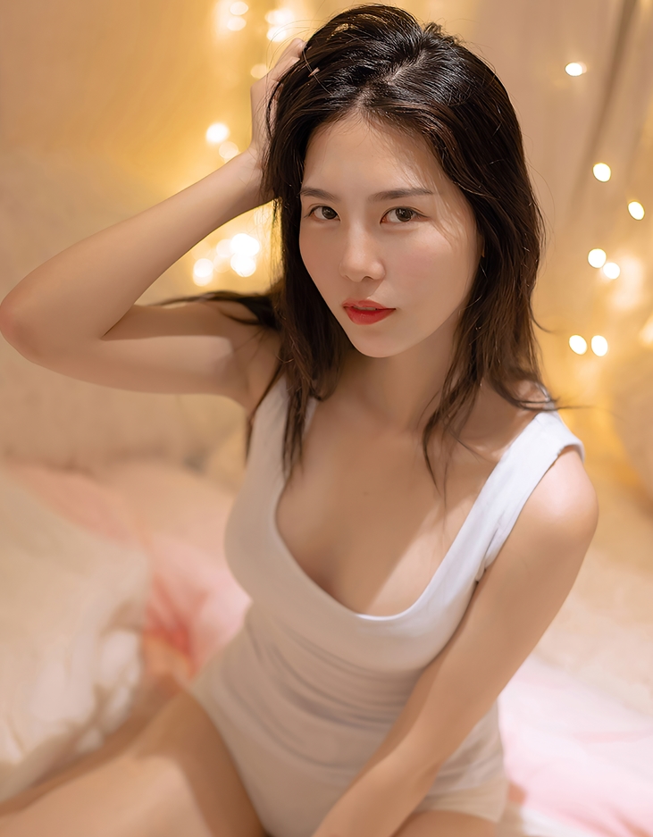 抖娘利世微博Coser视频267套140.8g，收藏数596，百度搜索热度飙升