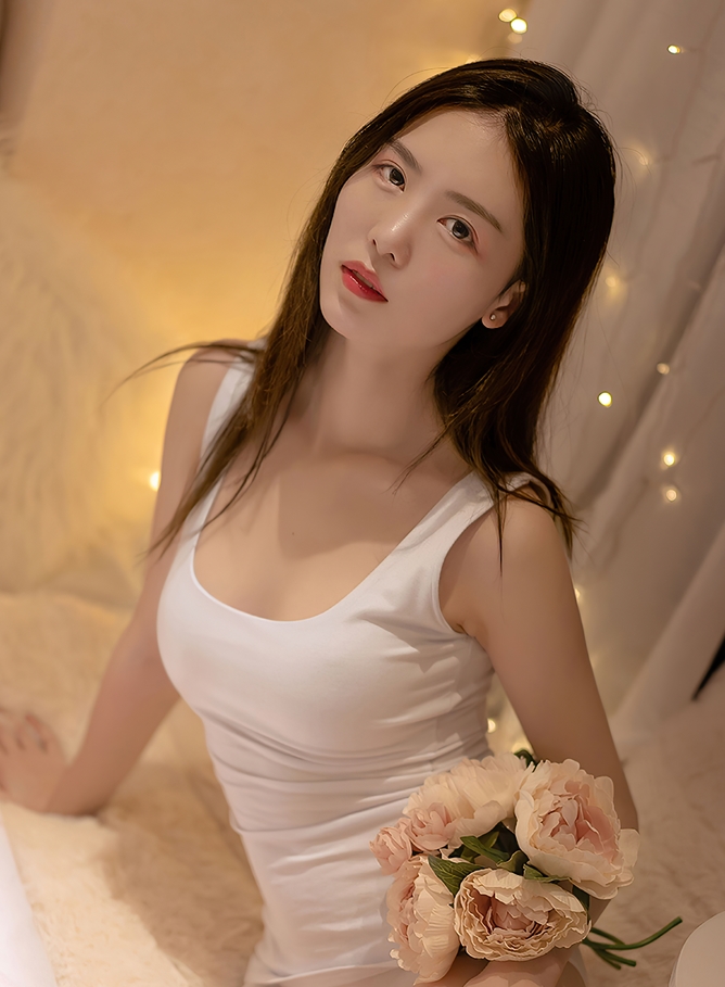 抖娘利世微博Coser视频267套140.8g，收藏数596，百度搜索热度飙升