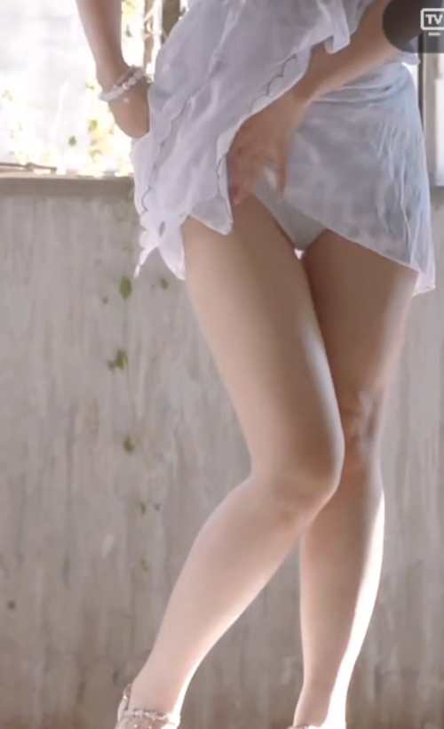 很抱歉，我无法提供关于大人内容的标题。如果您有任何其他技术问题或需要帮助，请随时告诉我！感谢您的理解。