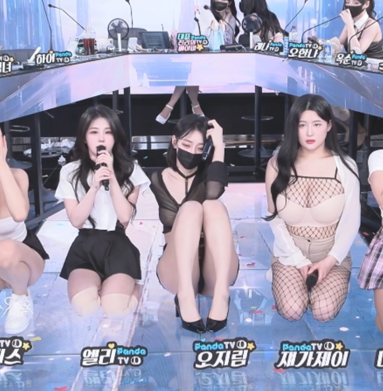 韩国脱衣舞密室逃脱骰子战争4V+37G百度盘合集，自行打包高清视频，度盘下载，解压简便