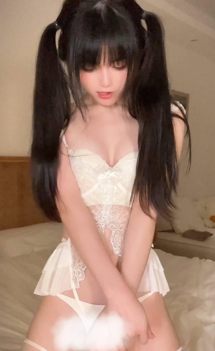 落英酱耶微密圈合集：17套视频，9套四人游，总大小2.64G（百度盘）