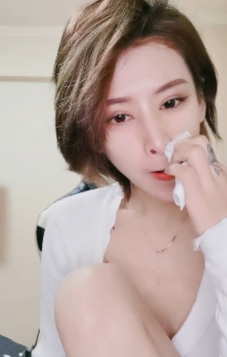 网红蔡美仁舞蹈视频，动作美到爆！1v+2.08G，百度盘下载