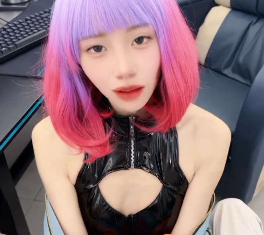 紫萱（宸荨樱桃）38v26.1g：收藏百度ED2K双马尾，珍稀品种展示