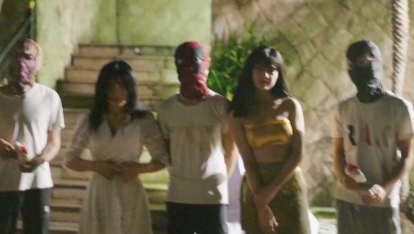 《抖Y旅行S合集》：天美传媒推出的14集完整版综艺节目，城市游+团建，多人一起游玗，赵薇带你感受旅行乐趣！下载观看，视频大小5V4.6G！