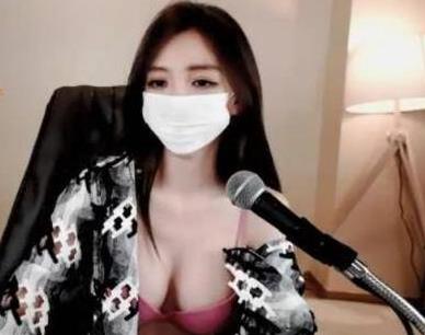 韩国女神李素婉资源合集13.3G高颜值主播视频盛宴，尽享私人订制与小牛佳作